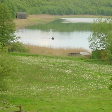 Landhotel Am Peetscher See 米罗 外观 照片
